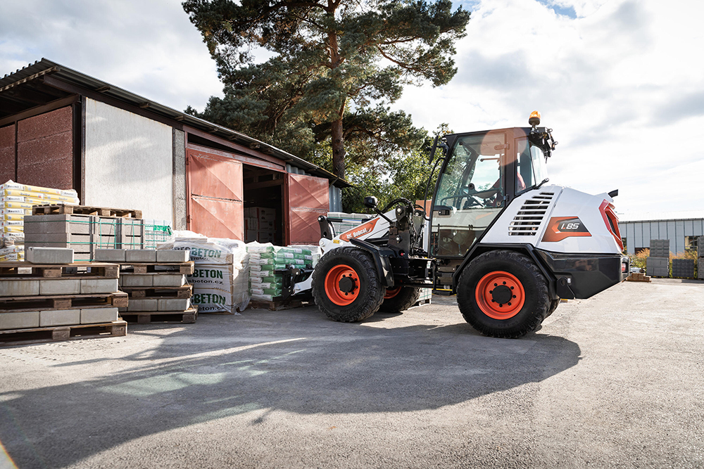Bobcat L85_levage